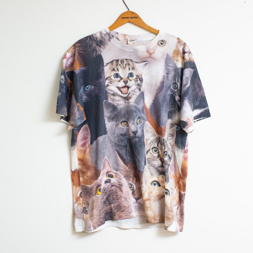Funny Cat Kitten T-shirt Size L